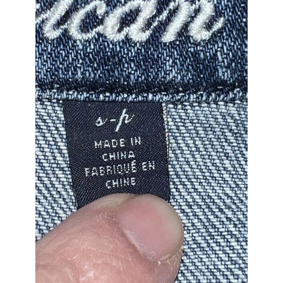 AMERICAN EAGLE Womens Medium Wash Stretch Denim Cropped Jean Jacket - Picture 8 of 9